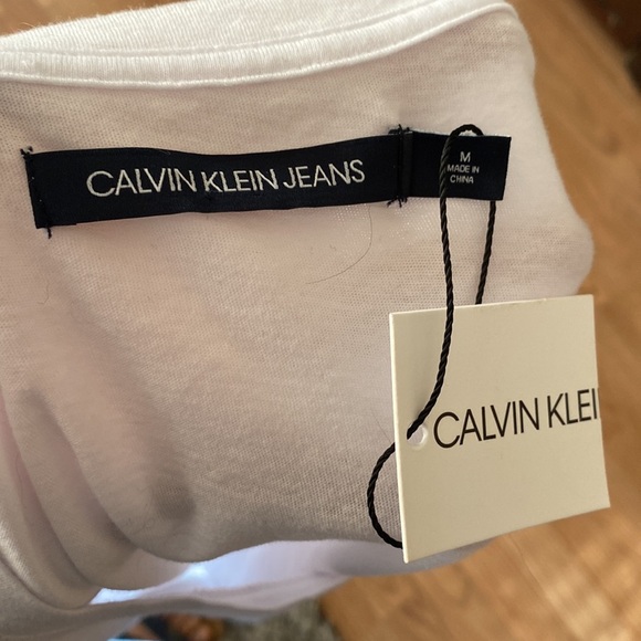 NWT Calvin Klein cropped top - Picture 4 of 4